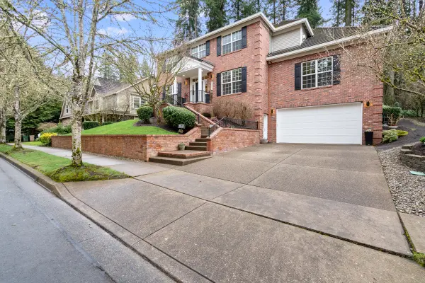 4030 Canal Woods Ct, Lake Oswego, OR 97034