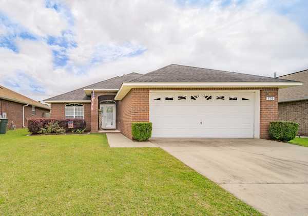 733 Moye Ln, Pensacola, FL 32514