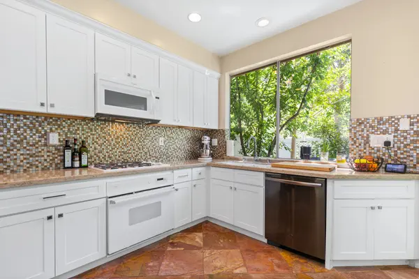 1346 S Country Glen Way, Anaheim, CA 92808