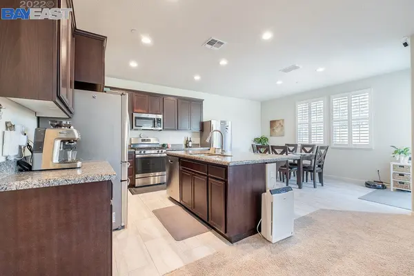 3208 green hill rd modesto