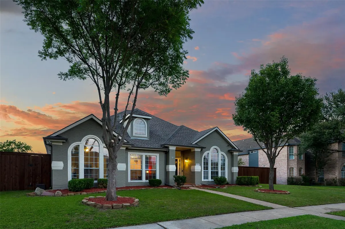 8705 Lakeport Dr, Rowlett, TX 75089