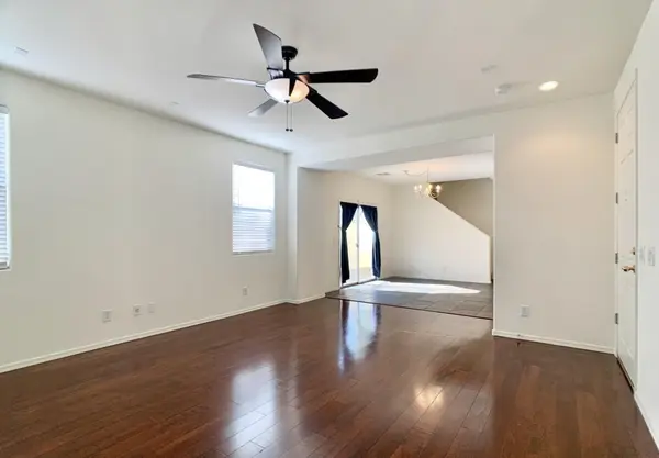 3863 E Santa Fe Ln, Gilbert, AZ 85297