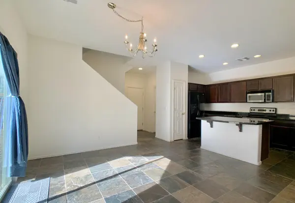 3863 E Santa Fe Ln, Gilbert, AZ 85297