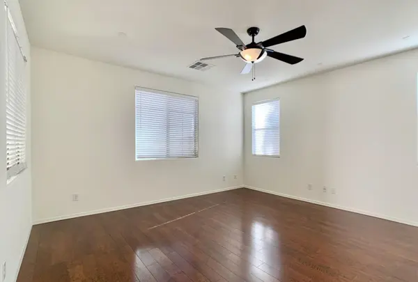 3863 E Santa Fe Ln, Gilbert, AZ 85297