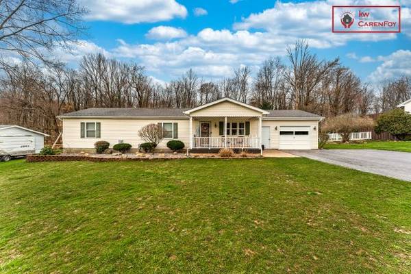 746 Melody Ln, New Castle, PA 16101