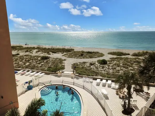 1255 Tarpon Center Dr #708, Venice, FL 34285