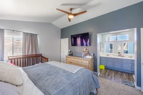 1600 Bent Arrow Dr, North Las Vegas, NV 89031