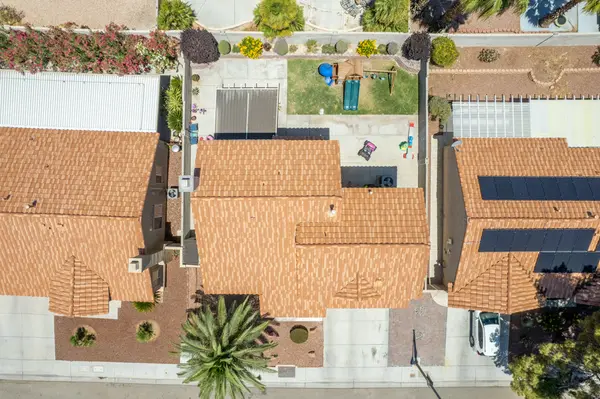 1600 Bent Arrow Dr, North Las Vegas, NV 89031