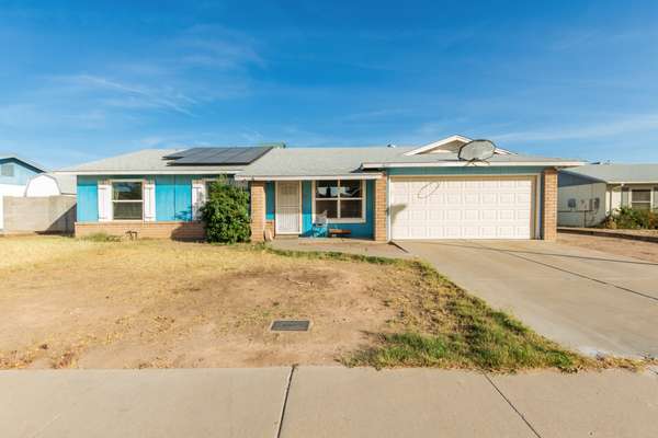 4827 W Villa Rita Dr, Glendale, AZ 85308