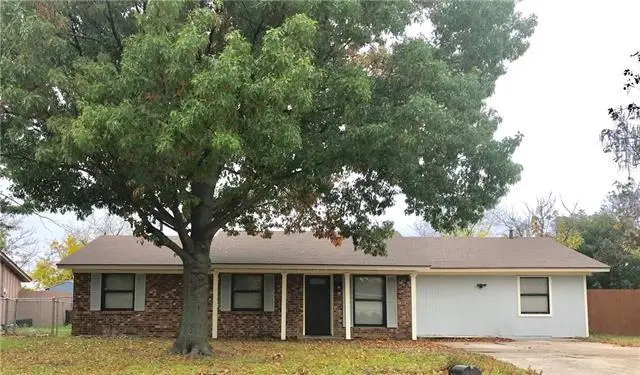 209 W Park St, Little Elm, TX 75068