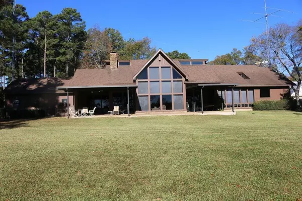 1125 E Pine Island Rd, Shreveport, LA 71107
