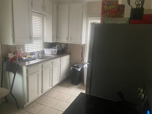 12041 Stout St, Detroit, MI 48228
