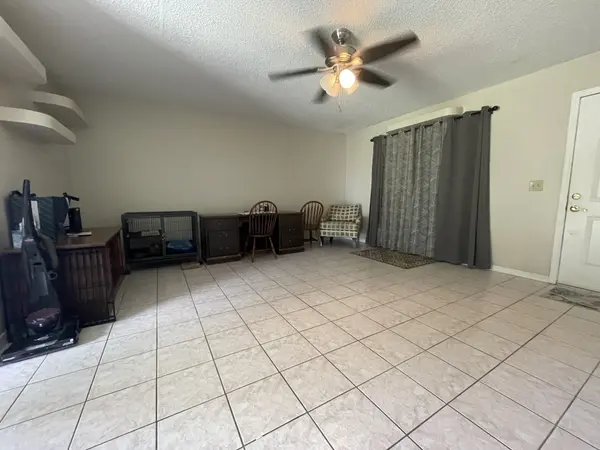 1749 SW Cycle St, Port St Lucie, FL 34953