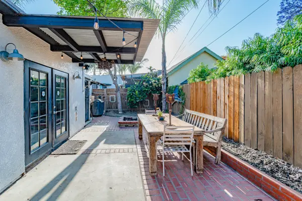 2628 Maine Ave, Long Beach, CA 90806