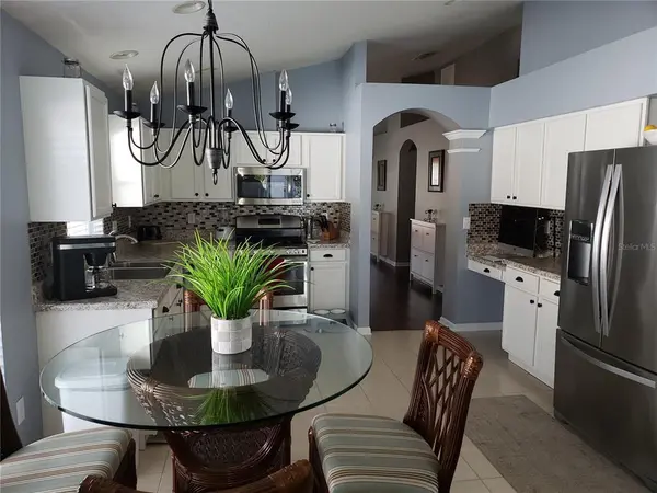 30331 Glenham Ct, Wesley Chapel, FL 33543