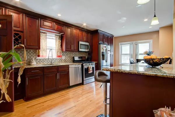 Elmont, NY 11003,238-30 116th Rd