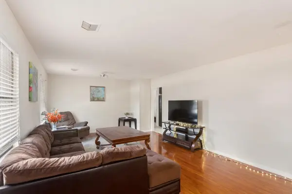 8090 Tippin Ave, Pensacola, FL 32514