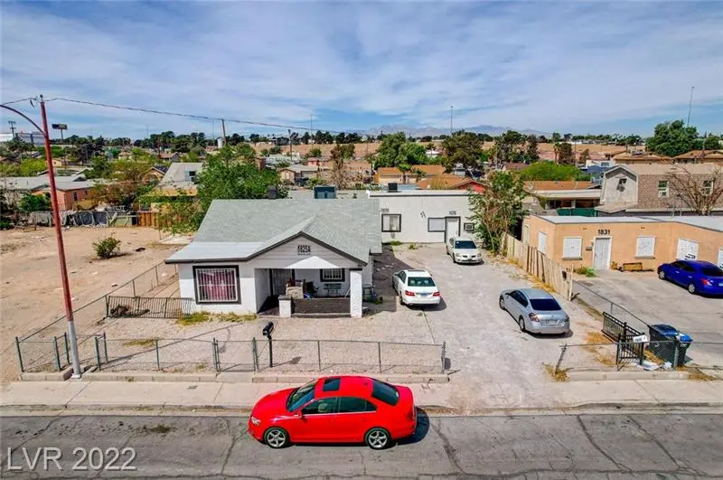 1825 Yale St, North Las Vegas, NV 89030