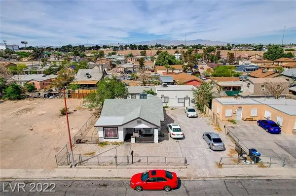 1825 Yale St, North Las Vegas, NV 89030