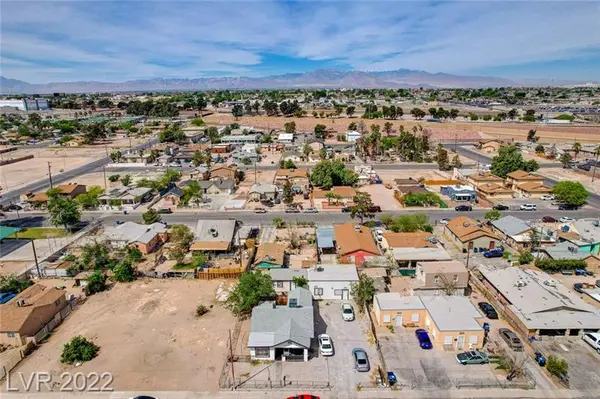 1825 Yale St, North Las Vegas, NV 89030