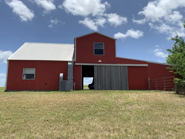 1171 Dockal Rd, New Ulm, TX 78950