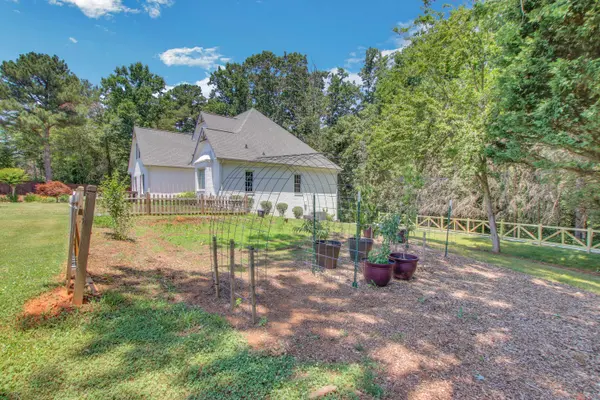 6825 Bennett Rd, Cumming, GA 30041