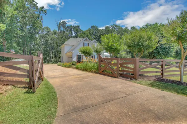 6825 Bennett Rd, Cumming, GA 30041