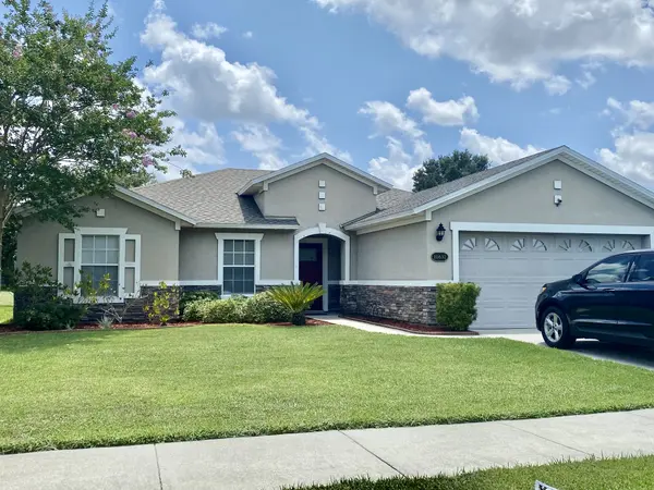 11637 Pleasant Creek Dr, Jacksonville, FL 32218