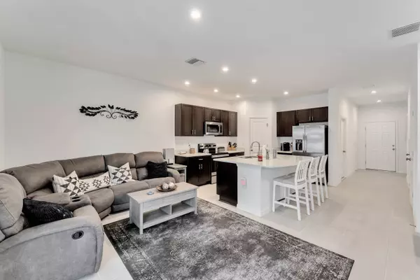 Palmetto, FL 34221,6211 Willowside St