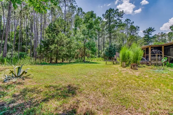 7931 Malone Rd, Milton, FL 32570