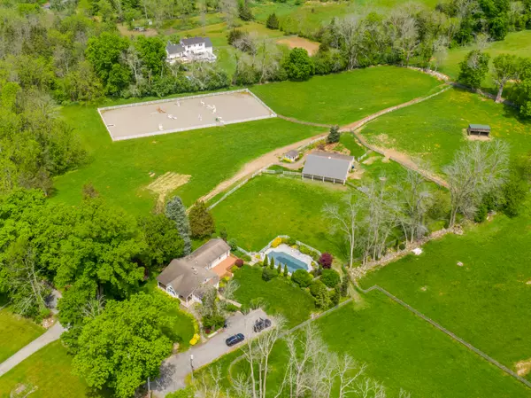 Florida, NY 10921,13 Spanktown Rd