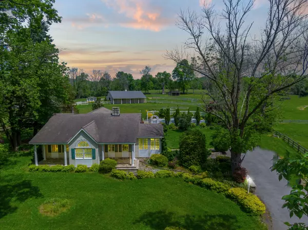 Florida, NY 10921,13 Spanktown Rd