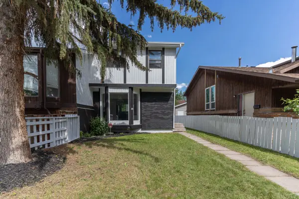 428 Templeview Dr NE, Calgary, AB T1Y 4L2