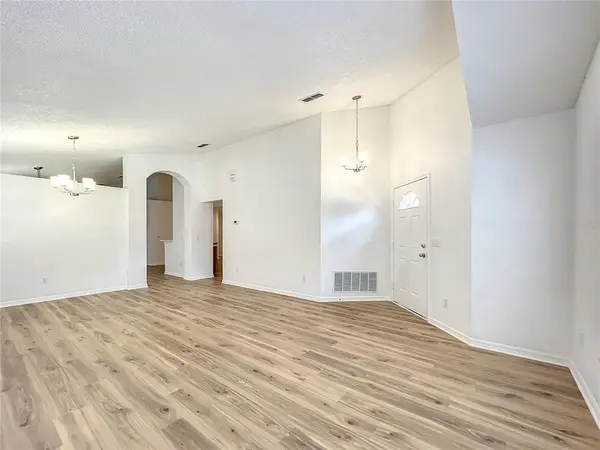 4702 Park Eden Cir, Orlando, FL 32810