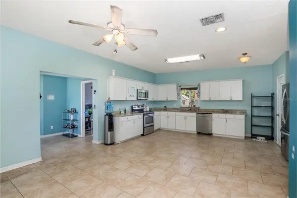 7007 Moderna Way, Orlando, FL 32822