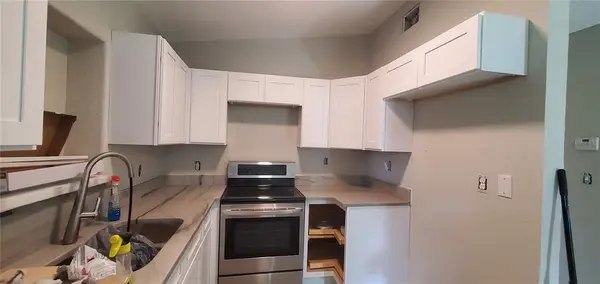 2820 Pineway Dr, Orlando, FL 32839