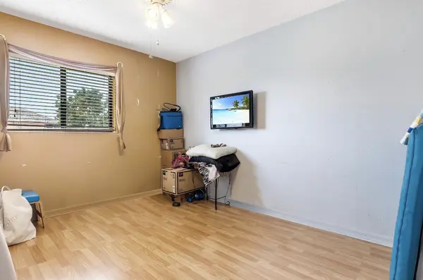 302 SE Van Loon Ter, Cape Coral, FL 33990
