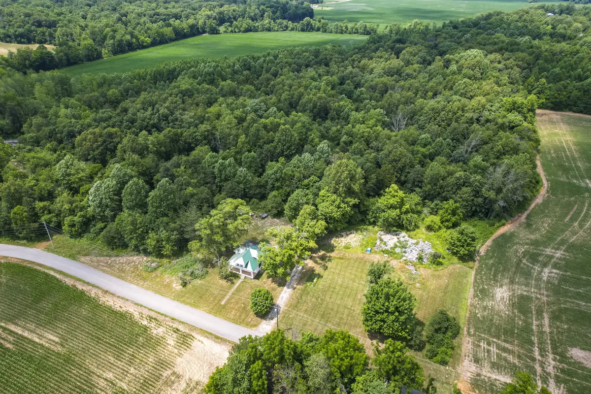 6916 N Pumpkin Center East Rd, Scottsburg, IN 47170