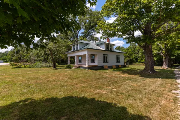 6916 N Pumpkin Center East Rd, Scottsburg, IN 47170
