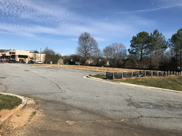 6590 Mt Zion Blvd, Morrow, GA 30260