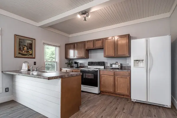 6916 N Pumpkin Center East Rd, Scottsburg, IN 47170