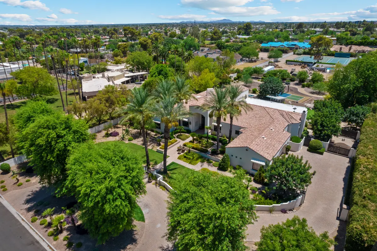 7475 E Jackrabbit Rd, Scottsdale, AZ 85250