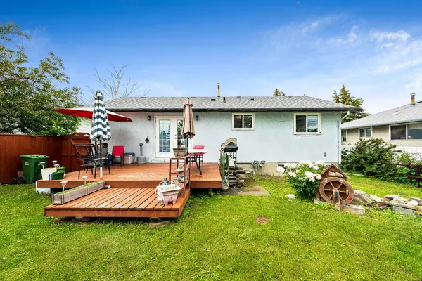 1508 49 St SE, Calgary, AB T2A 1S1
