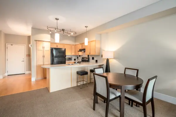 205 Riverfront Ave SE, Calgary, AB T2G