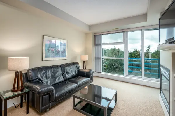205 Riverfront Ave SE, Calgary, AB T2G
