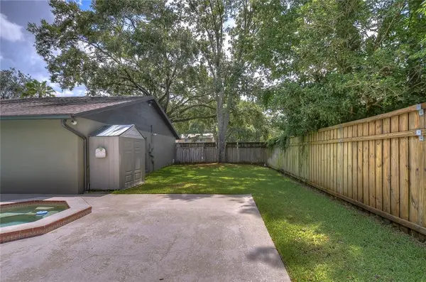 15304 Lazy Lake Pl, Tampa, FL 33624