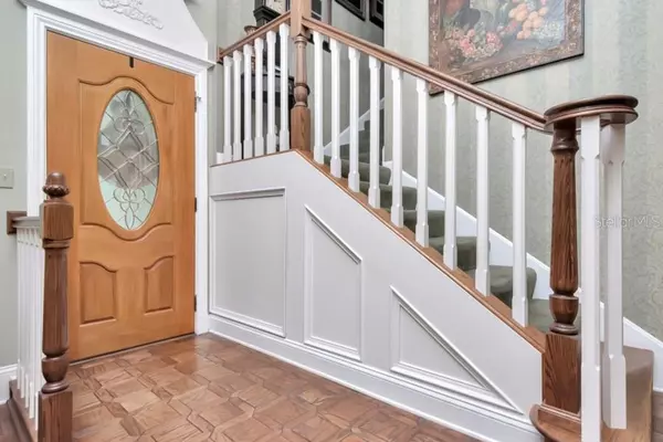 Tampa, FL 33618,2728 Lakeville Dr