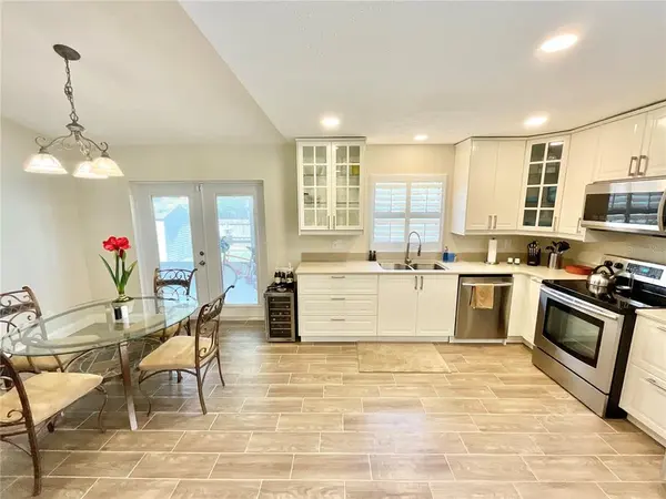 6806 S Sheridan Rd, Tampa, FL 33611