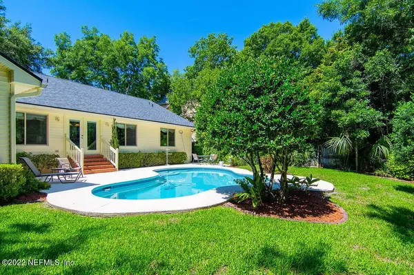 8205 Kensington Sq, Jacksonville, FL 32217