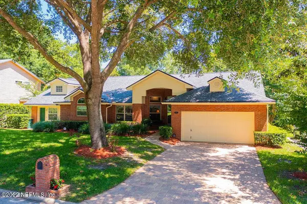 8205 Kensington Sq, Jacksonville, FL 32217